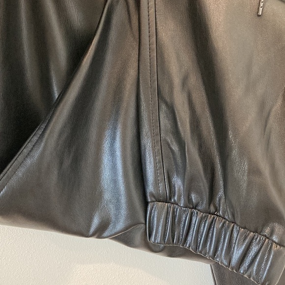 NWT BB Dakota Walk It Out Vegan Jogger - Picture 10 of 10